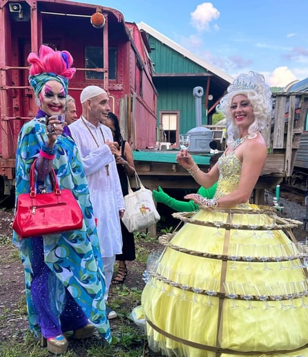 Gallery photo 39 of Jessica Black