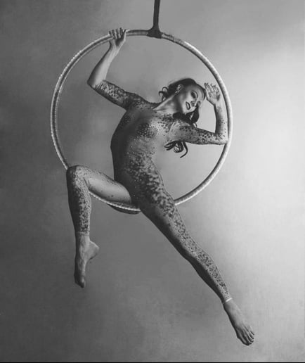 Gallery photo 20 of Jessica Black