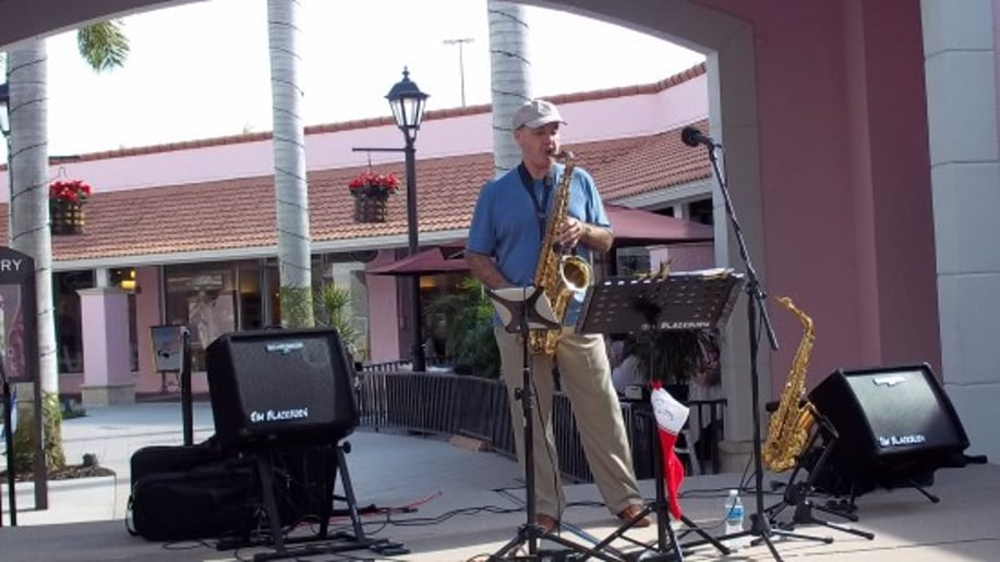 Gallery photo 22 of Jim Blackburn, Sax