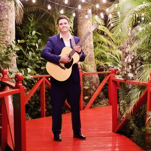 Gallery photo 7 of Jim Gabelbauer | Destination Event Guitarist