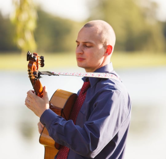 Gallery photo 3 of Jim Perona - Instrumental Guitarist