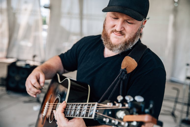 Gallery photo 3 of Joe Guerra