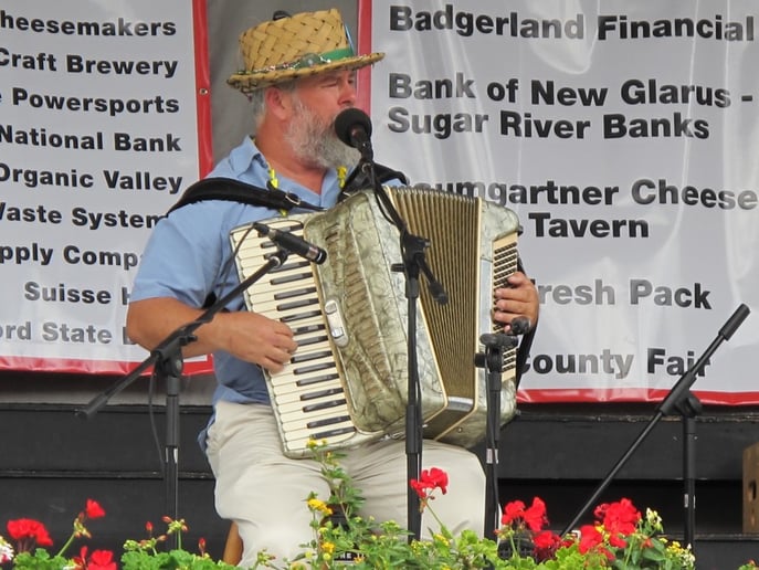 Gallery photo 1 of Johnny Accordion