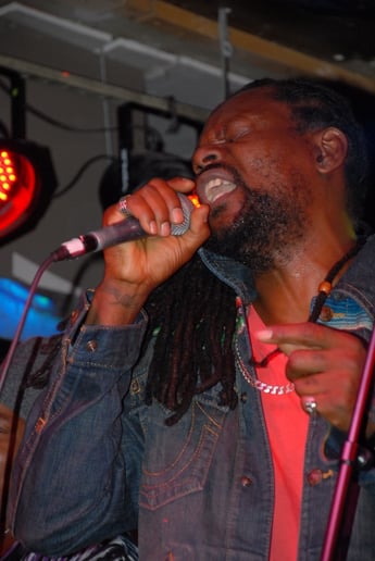 Gallery photo 8 of Jojo Romero & Nightshift