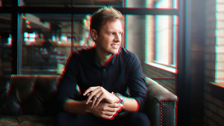 Gallery photo 9 of Jon Mobley - Magician