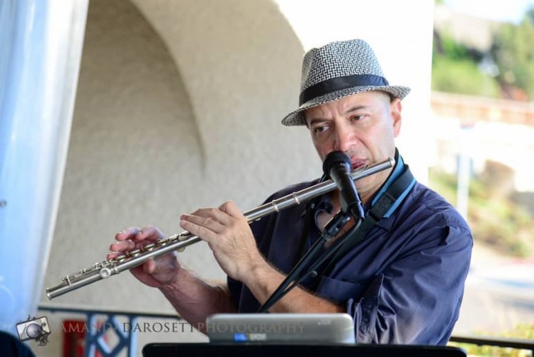 Gallery photo 7 of Joseph Luna Bands