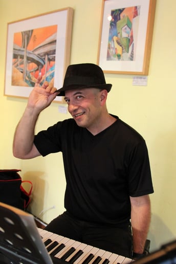 Gallery photo 10 of Joseph Luna Bands