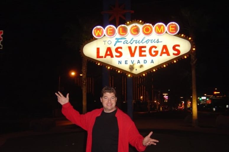 Gallery photo 10 of Joseph Young: Amazing Live Entertainment!