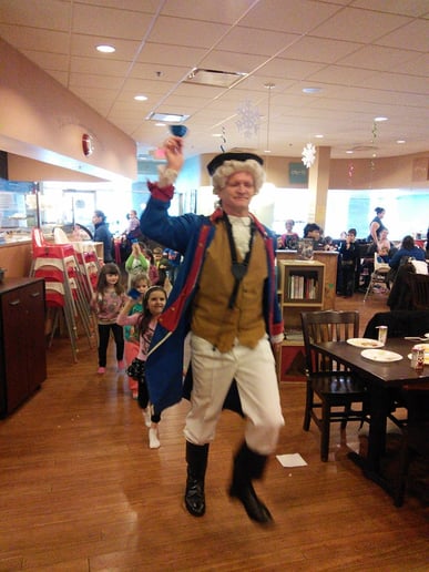 Gallery photo 15 of Kevin's Costumed Characters