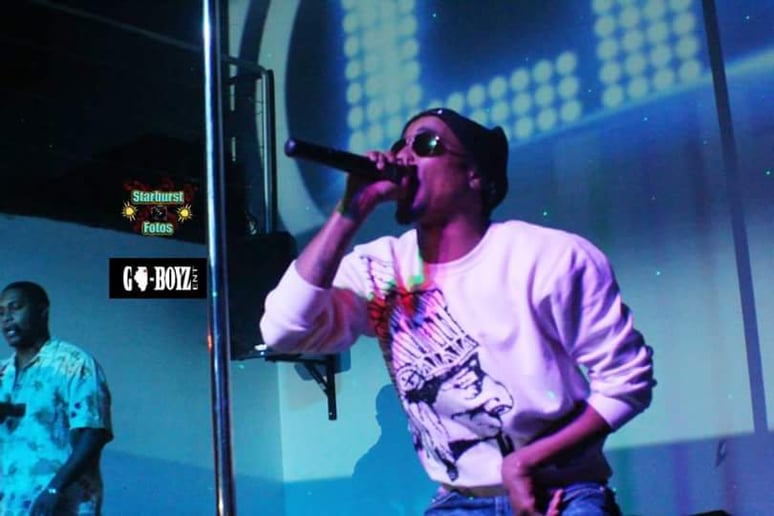 Gallery photo 1 of King Dead