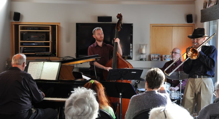 Gallery photo 7 of Kris Jay Trio