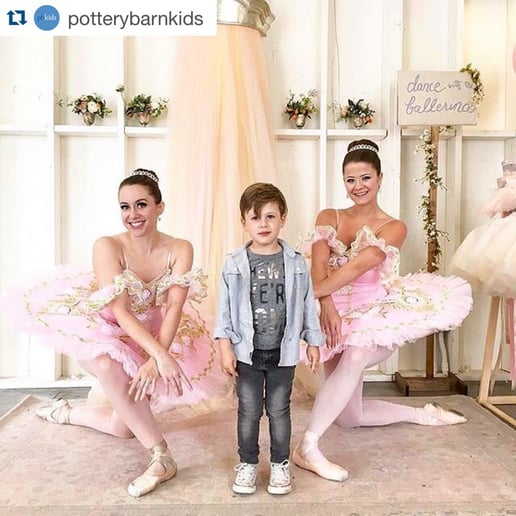 Gallery photo 28 of LA Follies