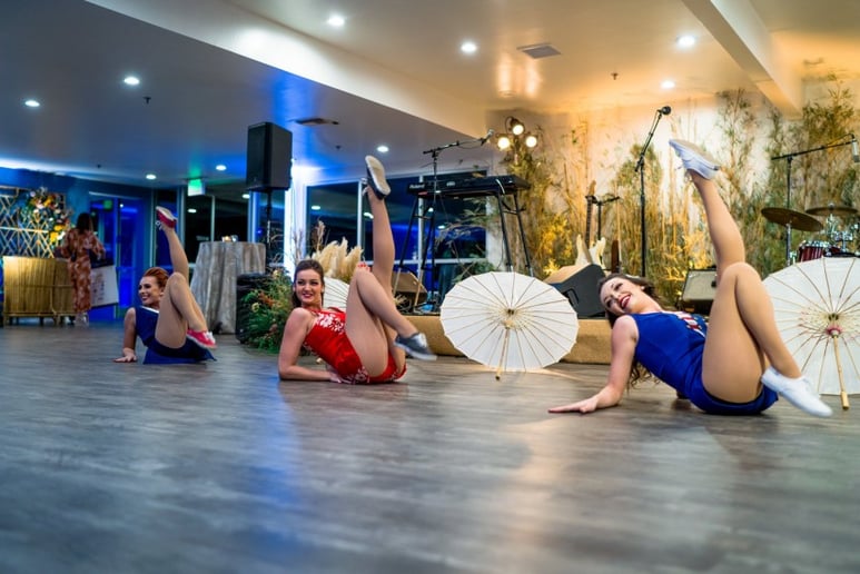 Gallery photo 9 of LA Follies