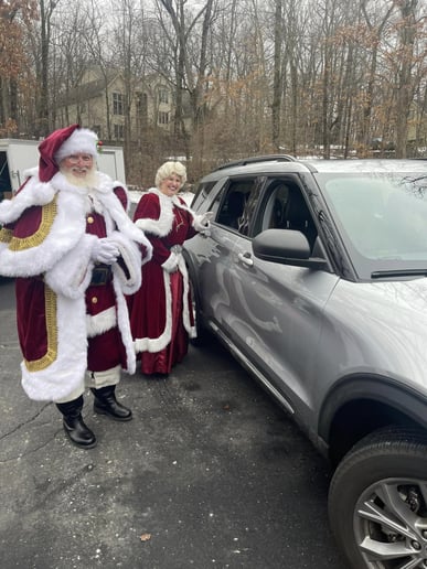 Gallery photo 35 of Lake Country Santa Claus