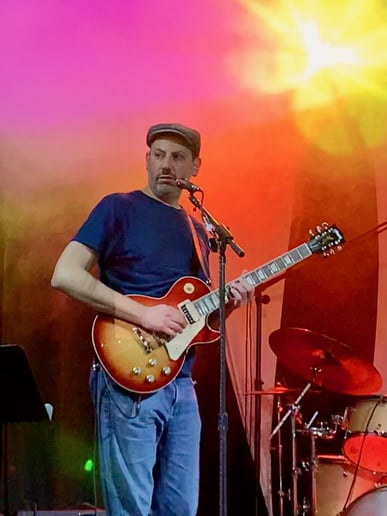 Gallery photo 1 of Lance Vallis