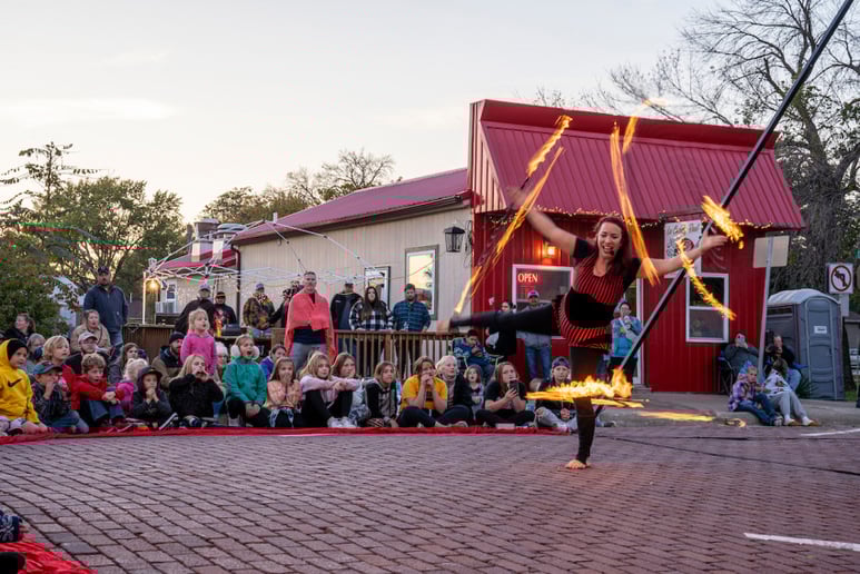 Gallery photo 13 of Laura Ernst