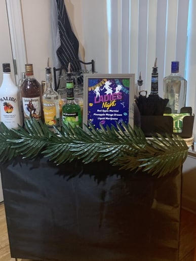 Gallery photo 7 of Lavish Liquors Bartending