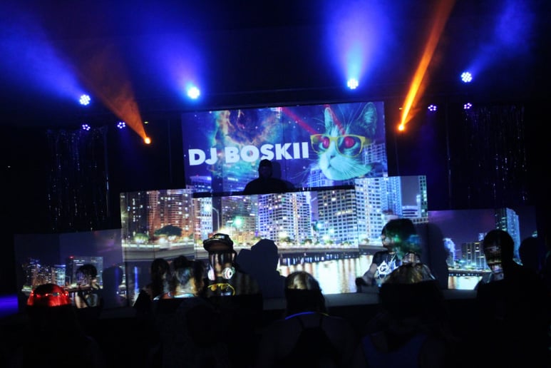 Gallery photo 3 of LED-Orange Projection Mapping