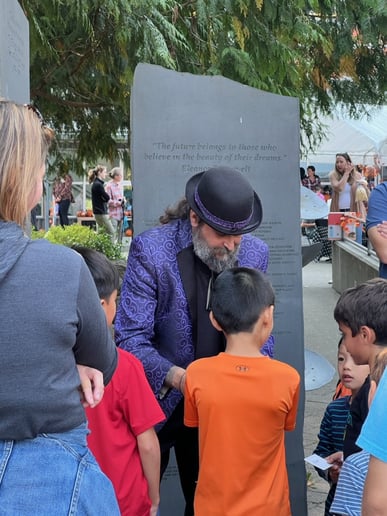 Gallery photo 5 of Lelando