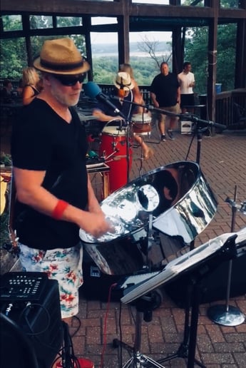 Gallery photo 14 of Lenny Frisch (GOOD VIBES BAND)