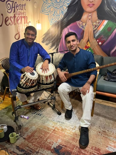 Gallery photo 1 of Tassaduq Shah Sitar