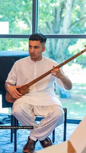 Gallery photo 4 of Tassaduq Shah Sitar