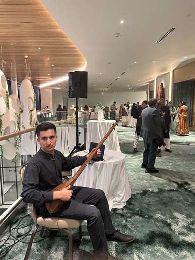 Gallery photo 5 of Tassaduq Shah Sitar