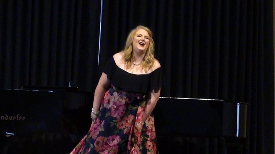 Gallery photo 2 of Liz Russell