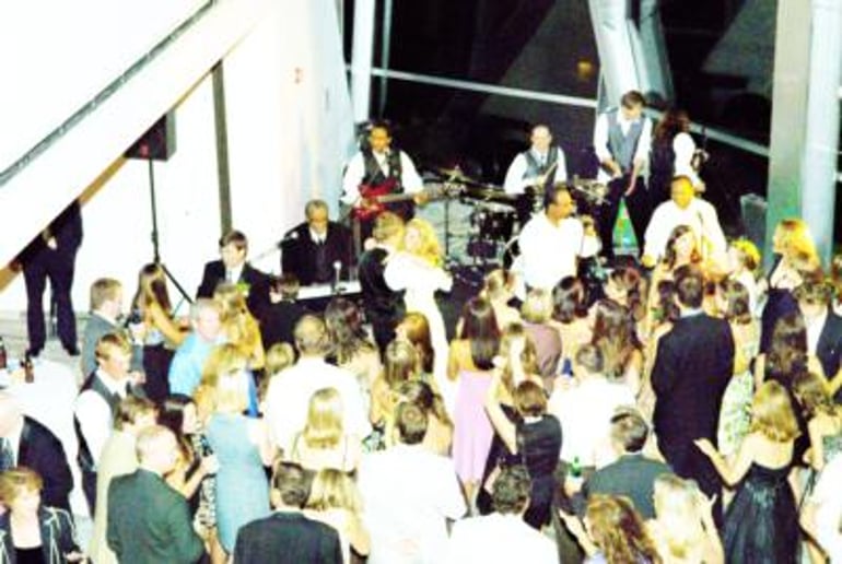 Gallery photo 30 of Love, Peace & Happiness Band