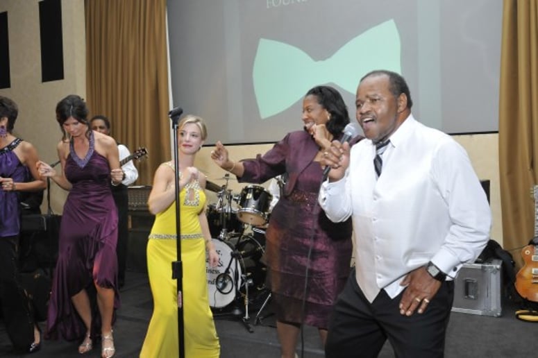 Gallery photo 32 of Love, Peace & Happiness Band