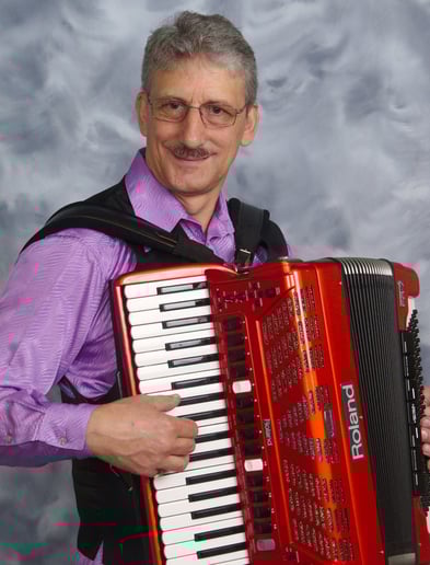 Gallery photo 2 of Larry Roberts Entertainment