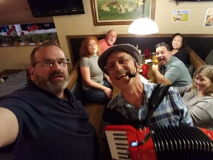 Gallery photo 9 of Larry Roberts Entertainment