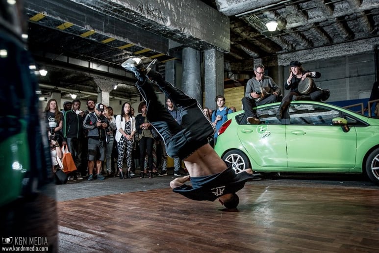 Gallery photo 3 of Breakdancers Brickheadz