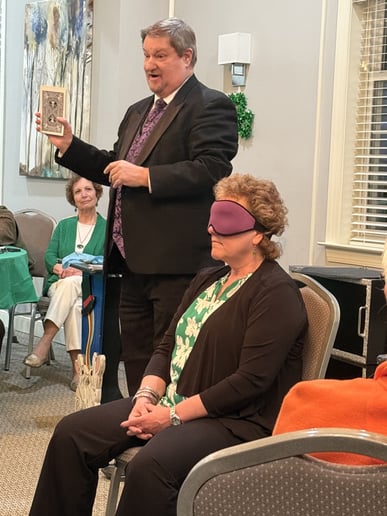 Gallery photo 1 of Magic by Jonathan