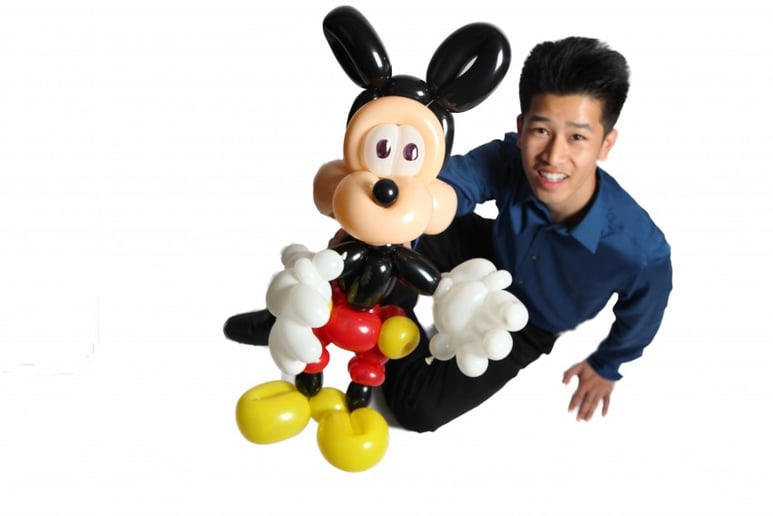 Gallery photo 23 of Magician & Balloon Twister-Perry Yan