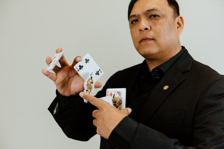 Gallery photo 5 of Magician Brian Yazzie