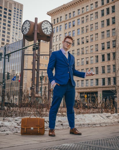 Gallery photo 4 of Chris Gowen: Magician and Sleight of Hand Master