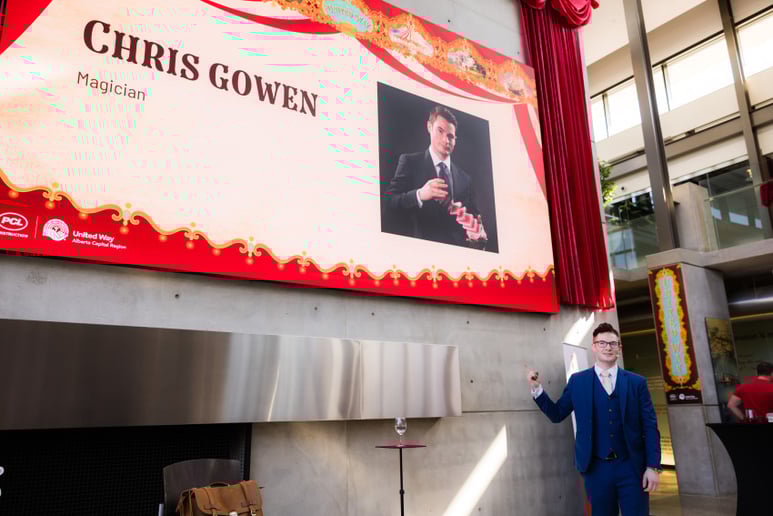 Gallery photo 6 of Chris Gowen: Magician and Sleight of Hand Master