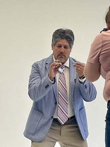 Gallery photo 10 of San Antonio Magician & Mentalist Frank Greer