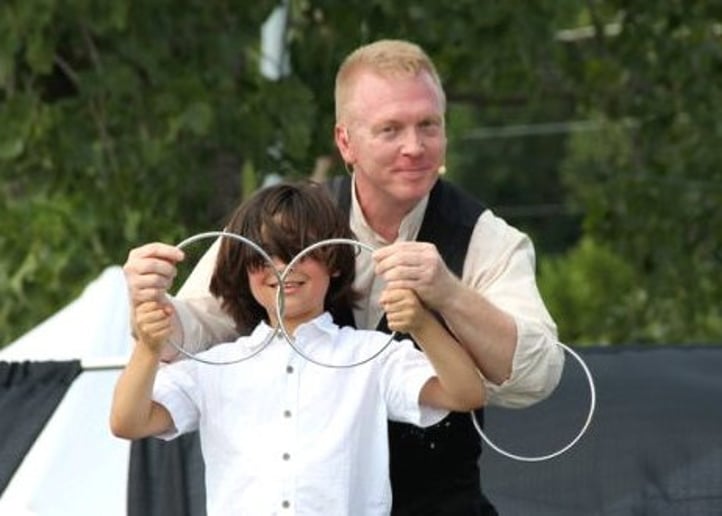 Gallery photo 4 of Magician Russ Nowack - Hocus Pocus Entertainment