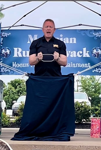 Gallery photo 2 of Magician Russ Nowack - Hocus Pocus Entertainment