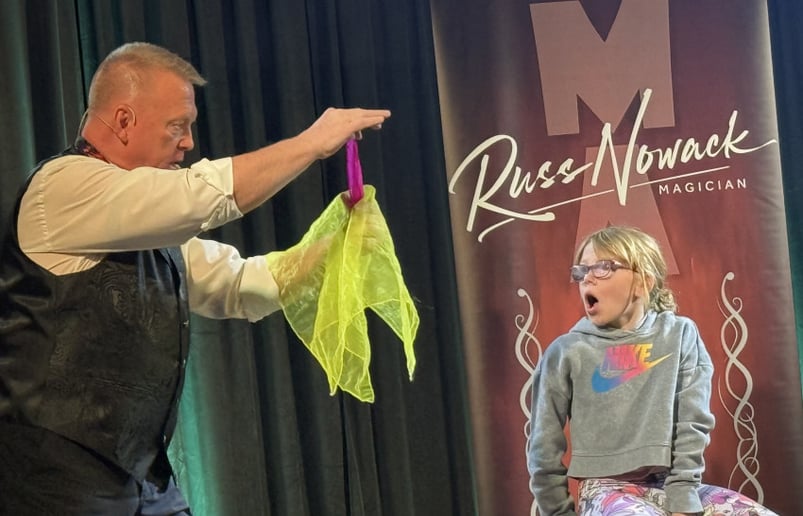 Gallery photo 10 of Magician Russ Nowack - Hocus Pocus Entertainment