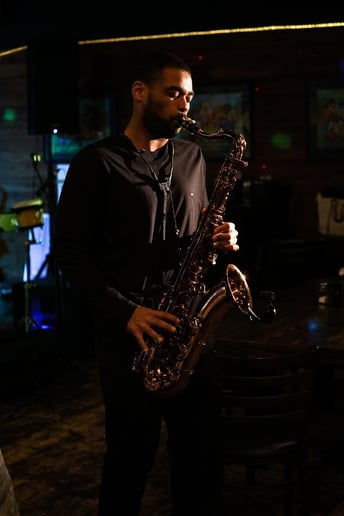 Gallery photo 4 of Malpractice Show Band