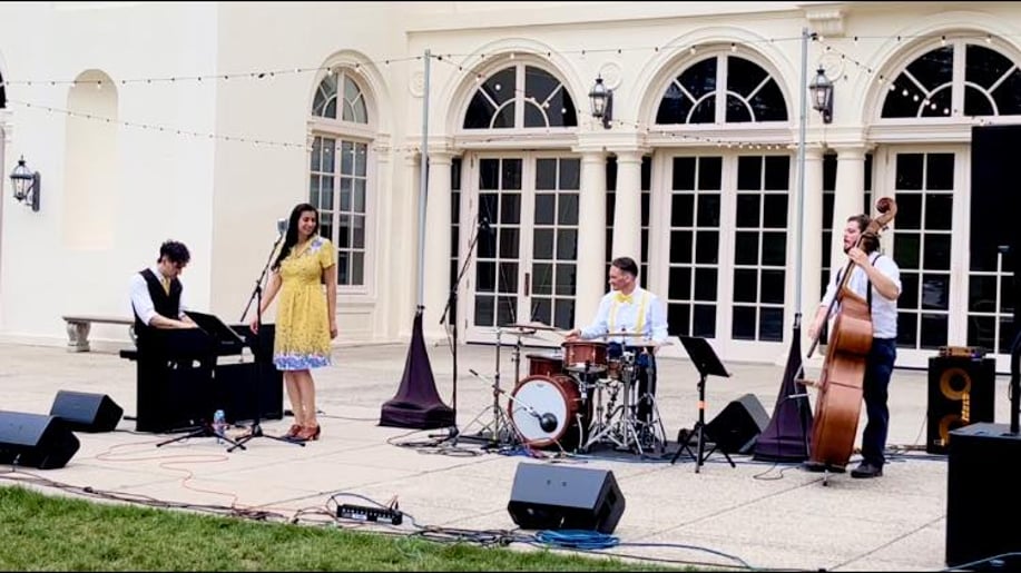 Gallery photo 20 of Mama Train