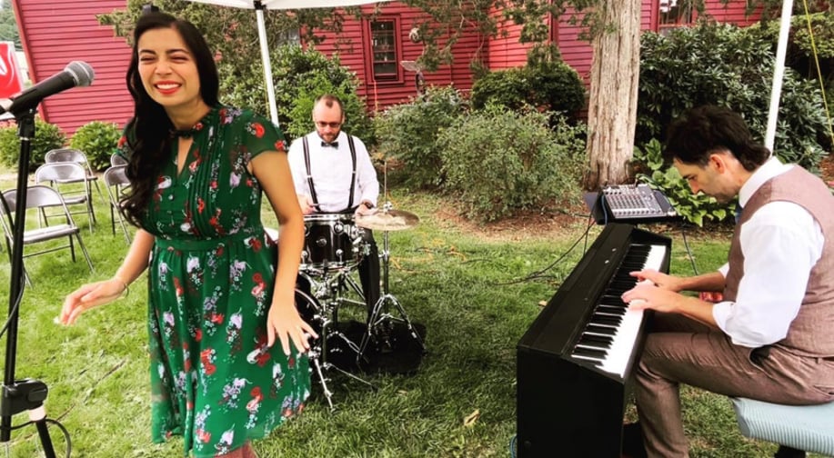 Gallery photo 14 of Mama Train