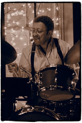 Gallery photo 1 of Mangroove