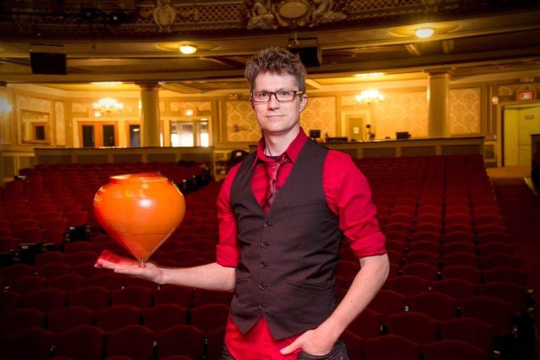 Gallery photo 3 of Mark Hayward: Yo-yos, Tricks, Comedy