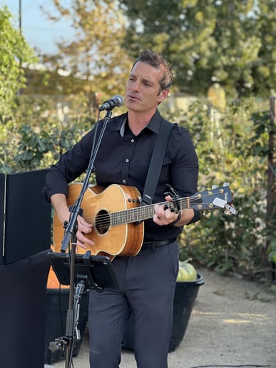 Gallery photo 8 of Matt Commerce