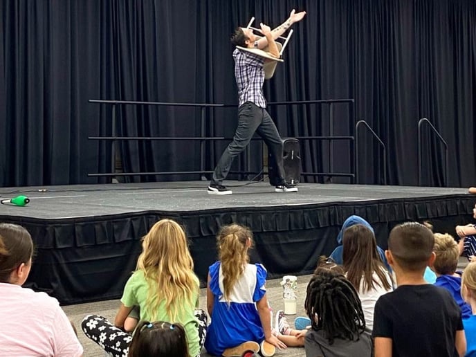 Gallery photo 4 of Matt Tardy : Comedy & Juggling