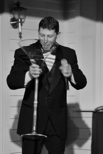 Gallery photo 2 of Matt Walch Singing the Big Band Standards